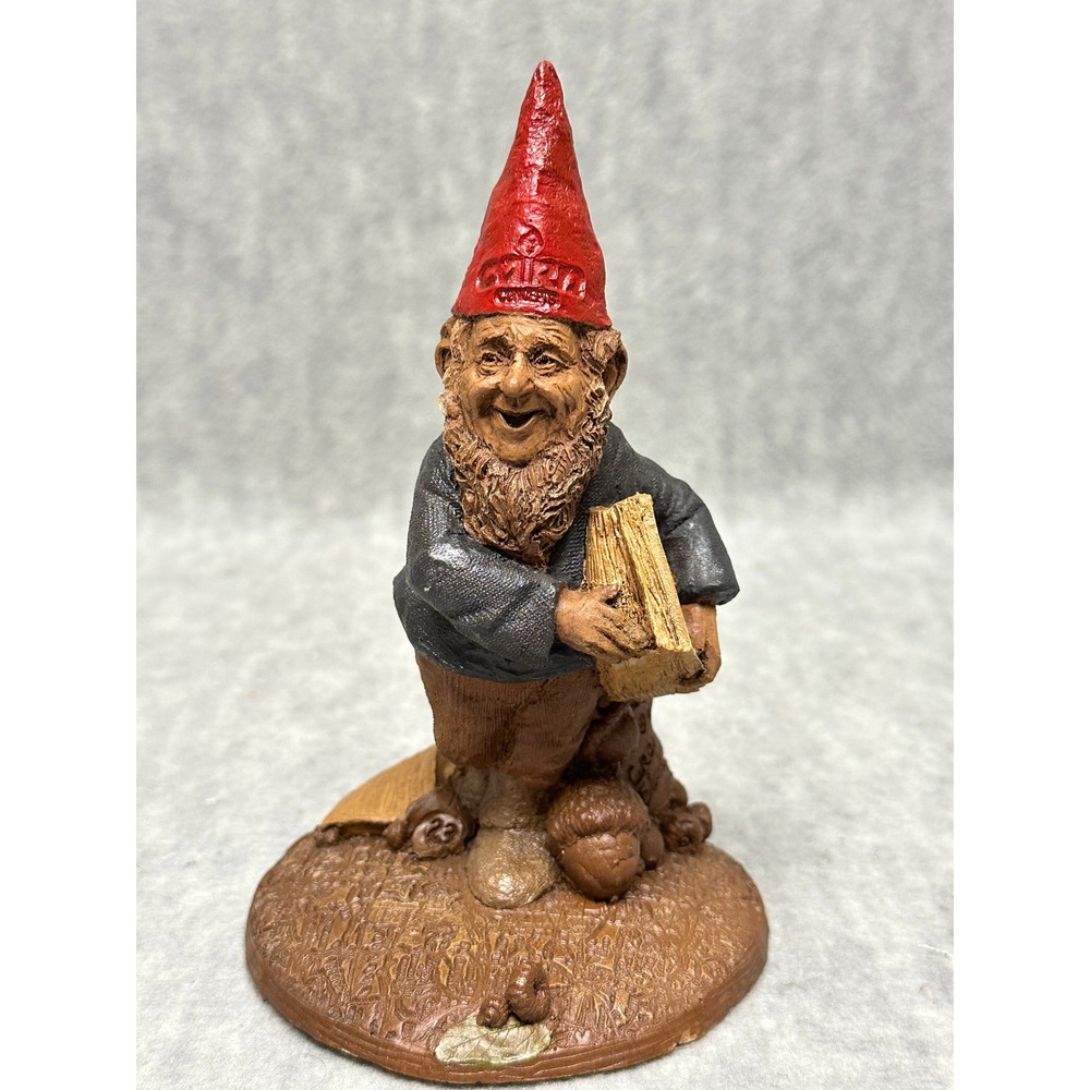 Cairn Studio Tom Clark‎ Gnome Figurine Chester 1984 Brown News Papers  Vintage